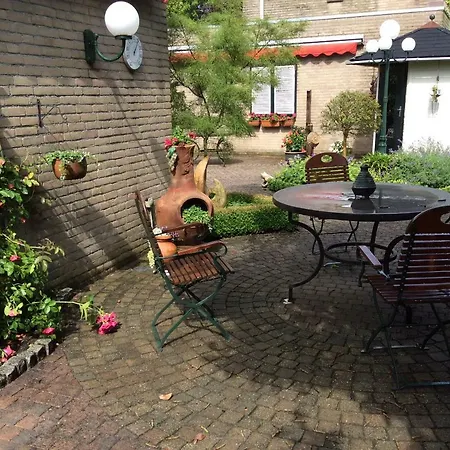 De Aremberg Bed & Breakfast *